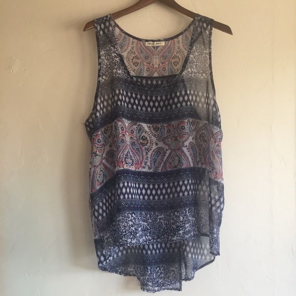 Speed Limit • Chiffon split back tank - Picture 3 of 6